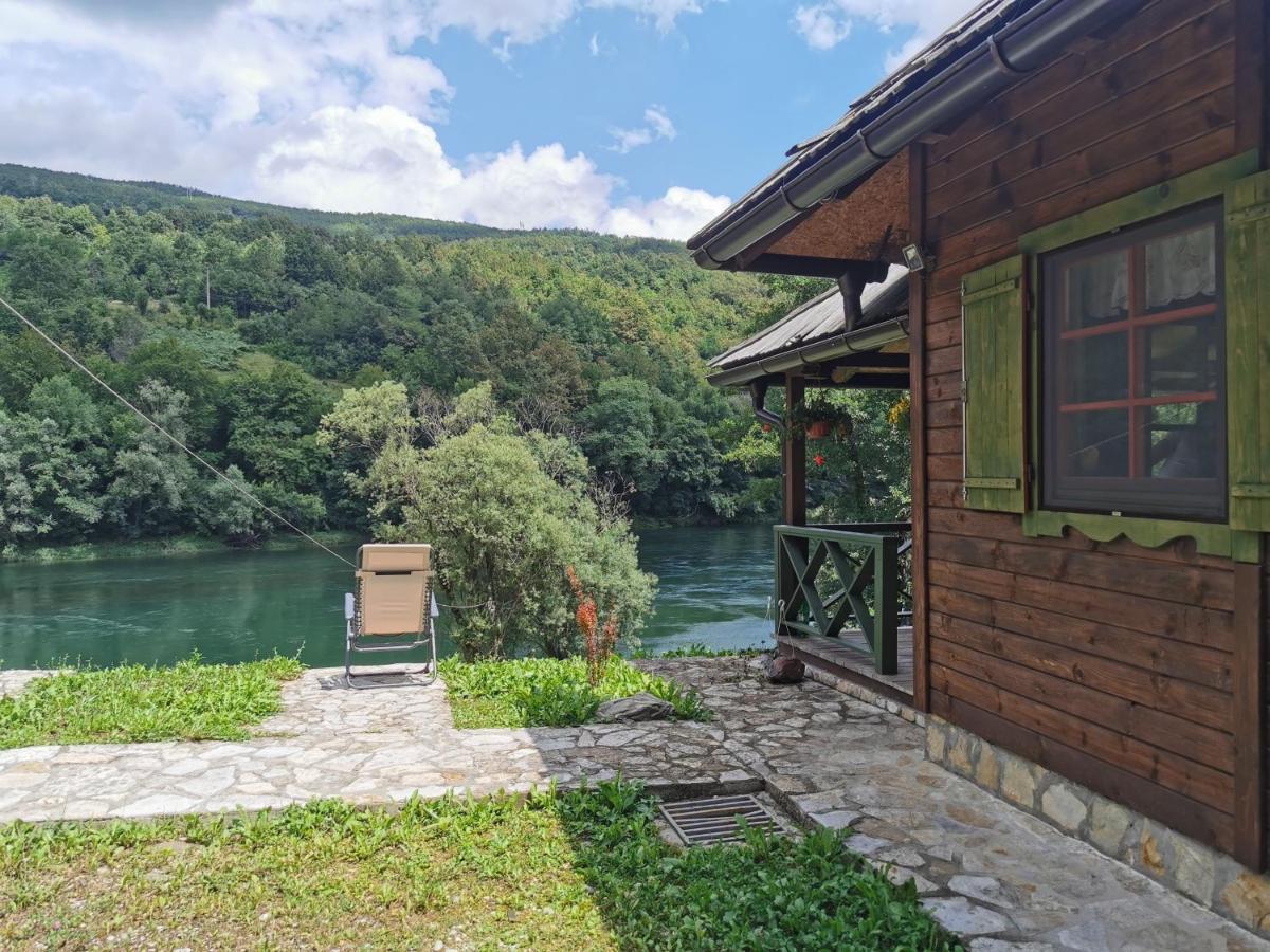 Brvnara Na Obali Reke Drine Villa Beserovina Exterior foto