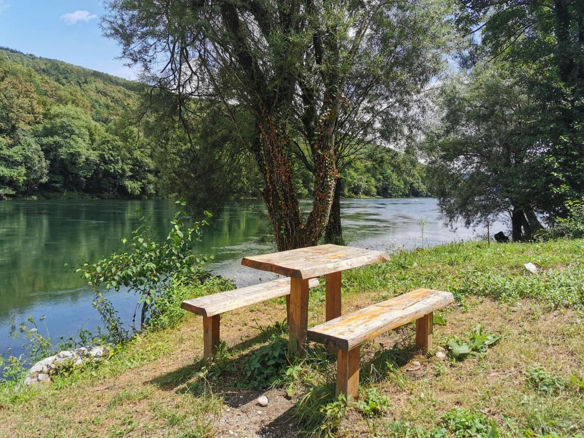 Brvnara Na Obali Reke Drine Villa Beserovina Exterior foto